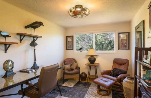 Sequim House | Stylish 5-BR, Walk Downtown, 3 Private Units