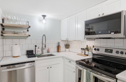 Piedmont Apartment | Stylish and spacious! New 2-bedroom apartment in beautiful NE Portland!