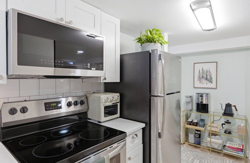 Piedmont Apartment | Stylish and spacious! New 2-bedroom apartment in beautiful NE Portland!