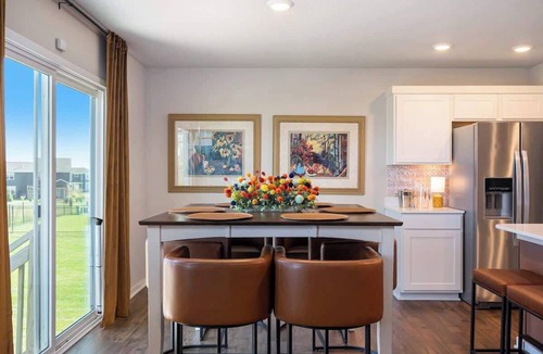 Gretna House | Stylish Eclectic Escape! 3 King Suites and Charm!