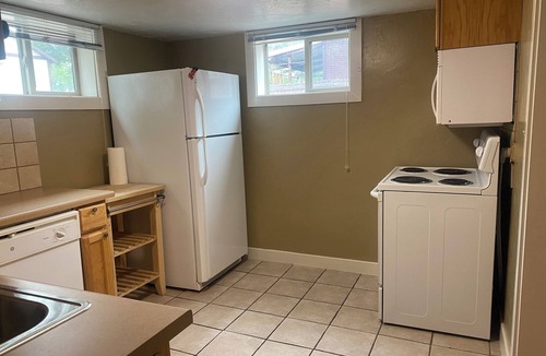 Sugar House Apartment | Stylish Sugarhouse Basement Apt