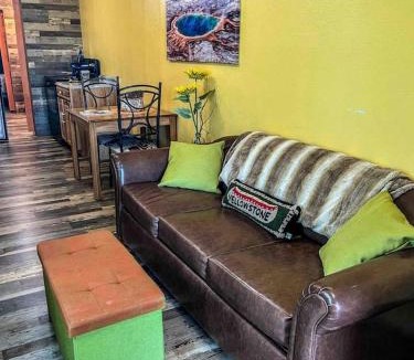 Palisades House | Stylish Tiny House Vacation Rental in Swan Valley, ID near Jackson Hole
