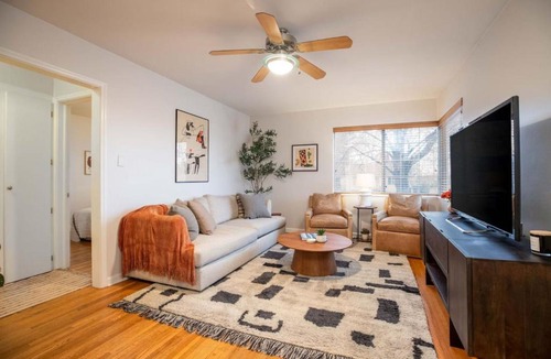Sugar House House | Sugar House Basecamp 30 Minutes to Ski Resorts