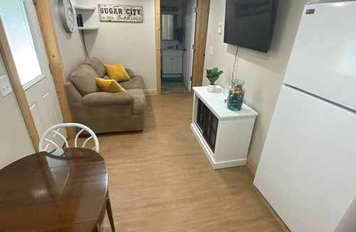Sugar City Apartment | Sugar Shack (dog friendly), Sugar Shack (pet friendly)