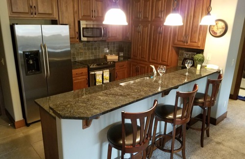 Coeur d'Alene Condo | Summer Dreaming at Riverstone Village Luxury Condo is ready. CK midweek specials