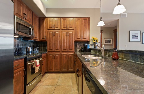 Coeur d'Alene Condo | Summer Escape in Riverstone, 2BR Condo Retreat, Near Everything