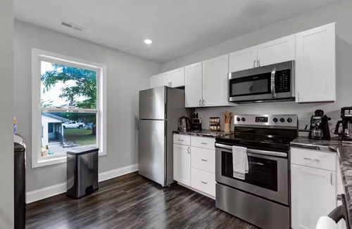 St. Joseph Apartment | Sun Valley Overlook | Close to Mosaic!