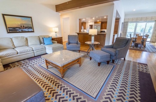 Elkhorn Cottage | Sun Valley Resort, Lake Cottage