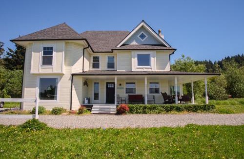 Bonney Lake House | Sundance Countryside Retreat