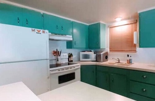 Sunland Estates House | Sunland Estates Surf Shack!