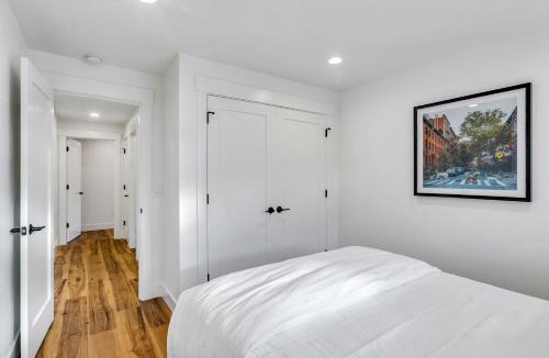 Everett Apartment | Sunny 3BR Retreat Near Everett Waterfront