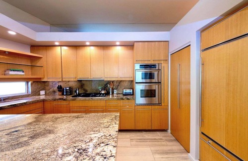 Ketchum House | Sunny, gorgeous contemporary home, close to downtown Ketchum.