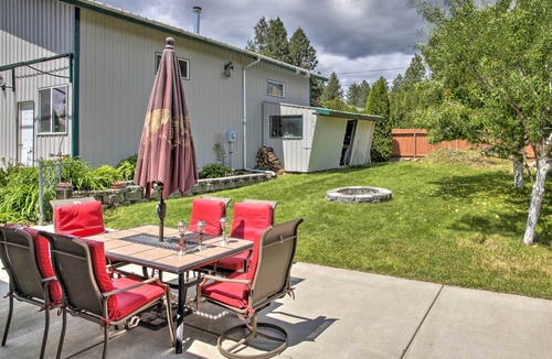 Post Falls House | Sunny Home w/Patio < 10 Mi to Lake Coeur d'Alene