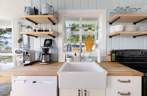 Lagoon Point House | Sunny Whidbey Beach House with view of Puget Sound