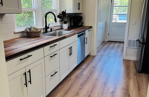 Libby Cottage | Sunshine Cottage — Cozy Montana Getaway Located Right in the Town of Libby