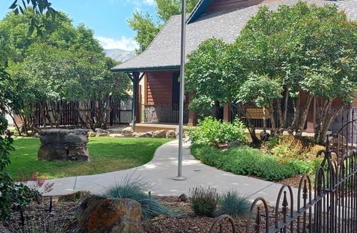 Oneida County House | SUNSHINE RANCH Elegant Country Retreat