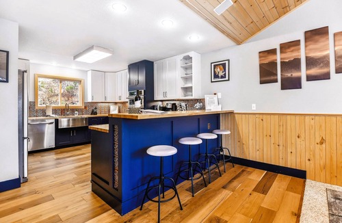 Sandpoint Ski Chalet | Sunspot Lodge w/Sauna and Spa