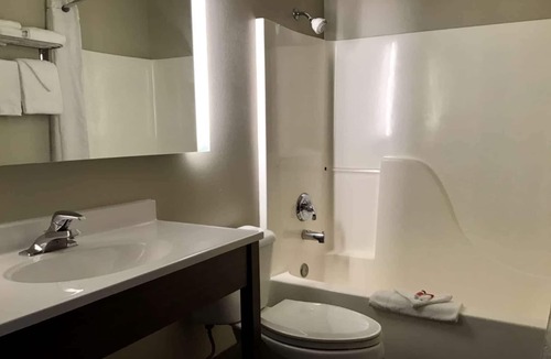 Blackfoot Hotel | Super 8 by Wyndham Blackfoot