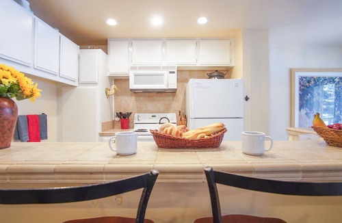 Ketchum Condo | SV101 - Walk to Lifts & Town - Hot Tub & Pool