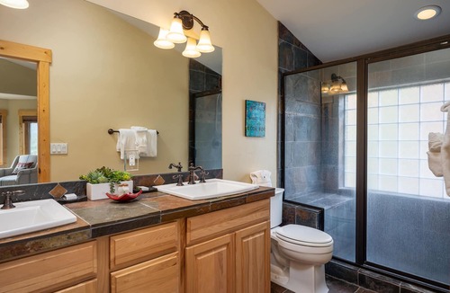 Fraser Condo | Sweeping Valley Views | Spruce Ridge 714H | Ski Getaway | Families Welcome!