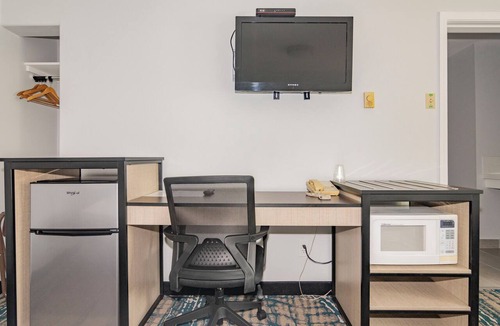Grants Pass Hotel | Sweet Breeze Inn