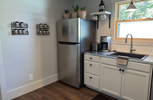 River West Cottage | Sweet craftsman bungalow in the heart of Bend