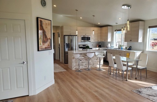 Sweet House | Sweet Home near Sweet, Sqaw Butte, Ola, Montour and Hot Springs!