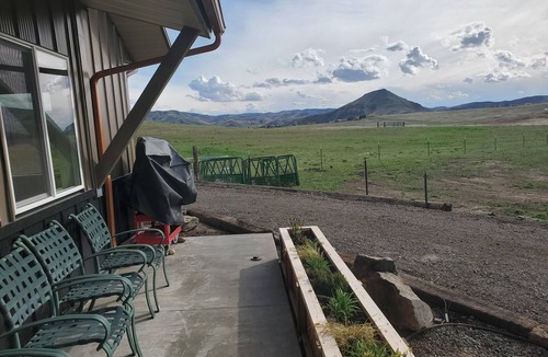 Sweet House | Sweet Home near Sweet, Sqaw Butte, Ola, Montour and Hot Springs!