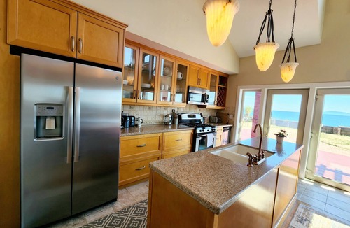 Point Roberts House | Sweet Point on South Beach