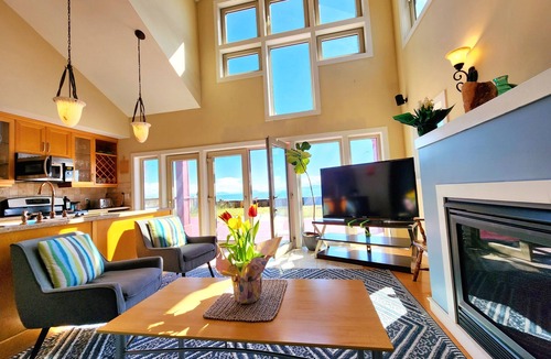 Point Roberts House | Sweet Point on South Beach