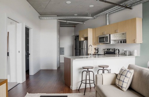 Cascade Apartment | Sweet South Lake Union 1BR, Mountain Views, nr Groceries, by Blueground