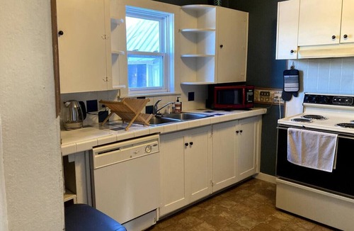 New Meadows House | Sweetheart Ranch : Pet-Friendly Historic Farmhouse with Mountain Views