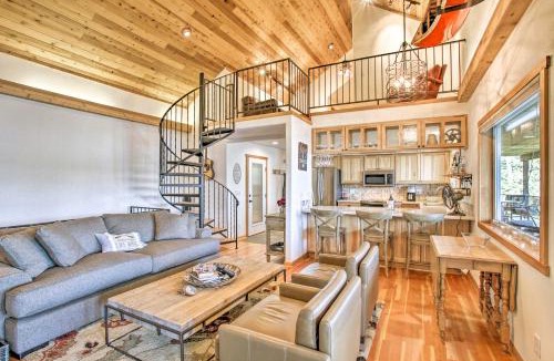 Worley House | Swim, Boat & Explore! South Lake Coeur d'Alene Gem