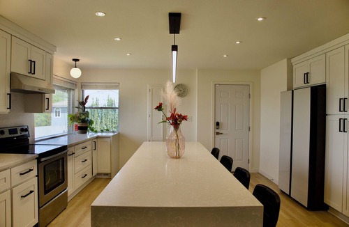 West End House | Tacoma Vista Retreat