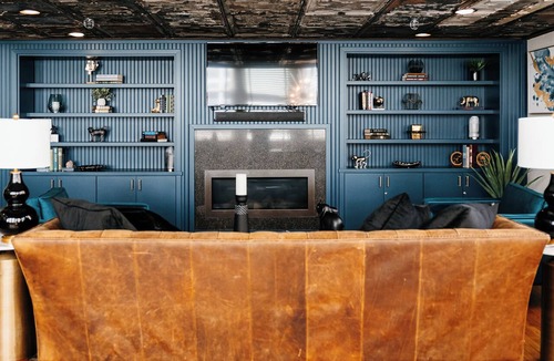 Downtown Knoxville Apartment | Tailor Loft Penthouse | Downtown w/Rooftop Deck