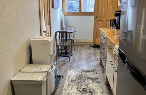 Erie Apartment | Take it easy at this unique country getaway.