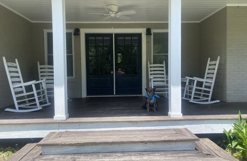 Lenoir City House | Tastefully decorated French Country Cottage on a horse farm with RV/Boat hookup