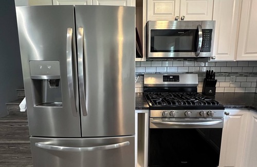 Traverse City House | TC Area Getaway w/Fenced Yard & Firepit — Perfect for families & pups