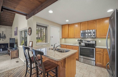 Tennis Village Condo | Tennis Village Escape with Access to Exclusive Golf