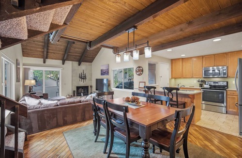 Tennis Village Condo | Tennis Village Escape with Access to Exclusive Golf