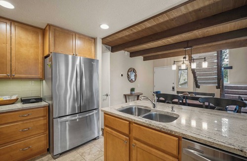 Tennis Village Condo | Tennis Village Escape with Access to Exclusive Golf