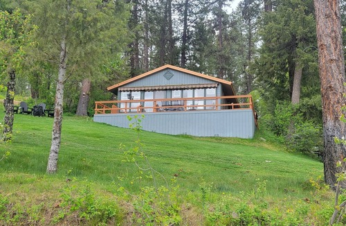 Garden Valley Cabin | Terrace Lakes Cabin- Walk to golf & hot springs!