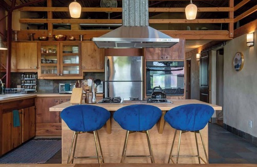 Victor Cabin | Teton Homestead: Cozy Cabin in Downtown Victor
