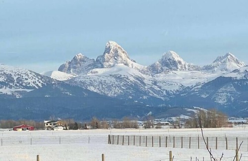 Leigh Creek Estates House | Teton View Studio - Hidden Gem Near Yellowstone