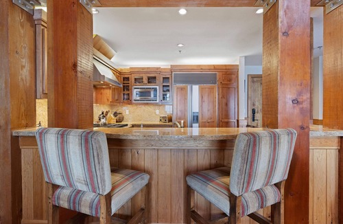 Teton Village Condo | Teton Village Ski ~In~/Ski Out - Next to Tram