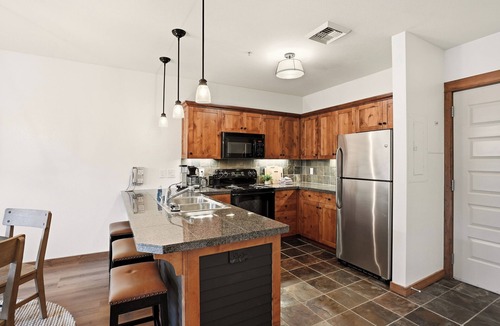 Kellogg Apartment | The Alpine Standard at Morning Star Lodge
