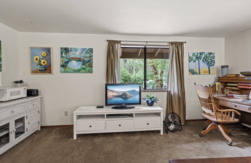 Gold Hill Apartment | The Apartment will not be rented at this time The Octagon is still open