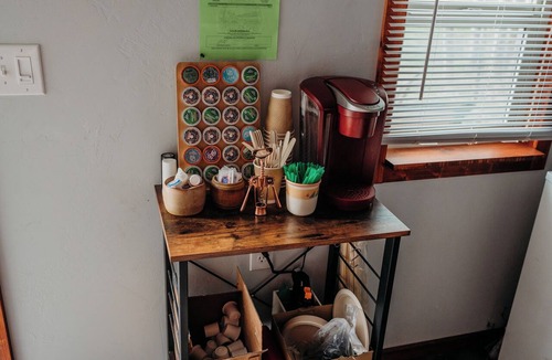 Kalispell Cabin | The Aspen Abode - Cozy 1-bedroom cabin in peaceful Kalispell with AC