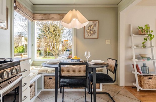 Ballard House | The Ballard Vista | Sleeps 6 + Patio & Fire Pit