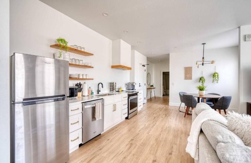 Humboldt Hotel | The Basalt by Stay Portland - Humboldt